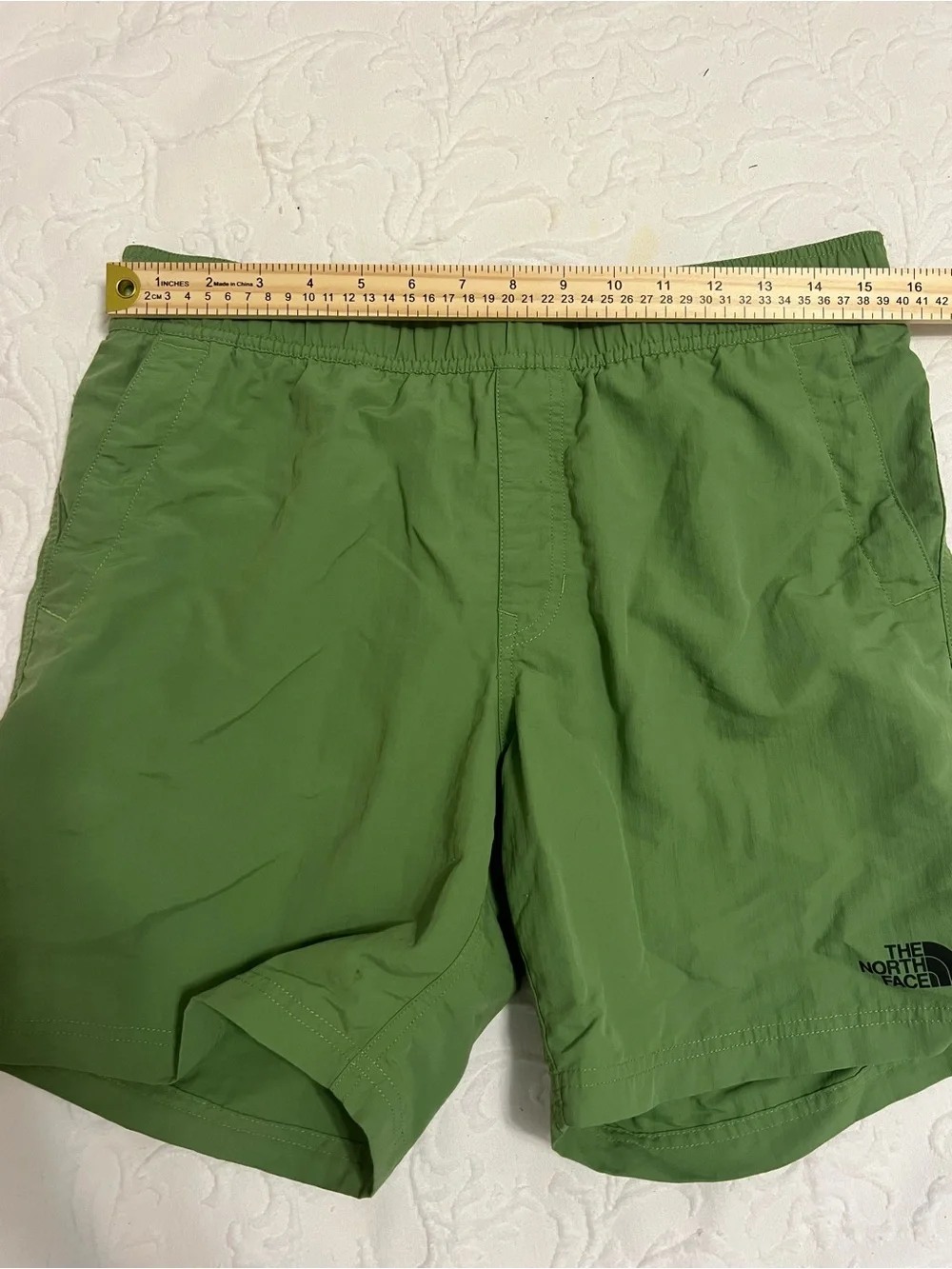 The North Face FlashDry Men’s Green Nylon Pull On Athletic Shorts size M